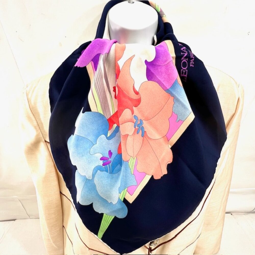 Leonard Paris 100% Silk Scarf 33" Ivery Blue pink purple green floral (79 - Picture 10 of 12